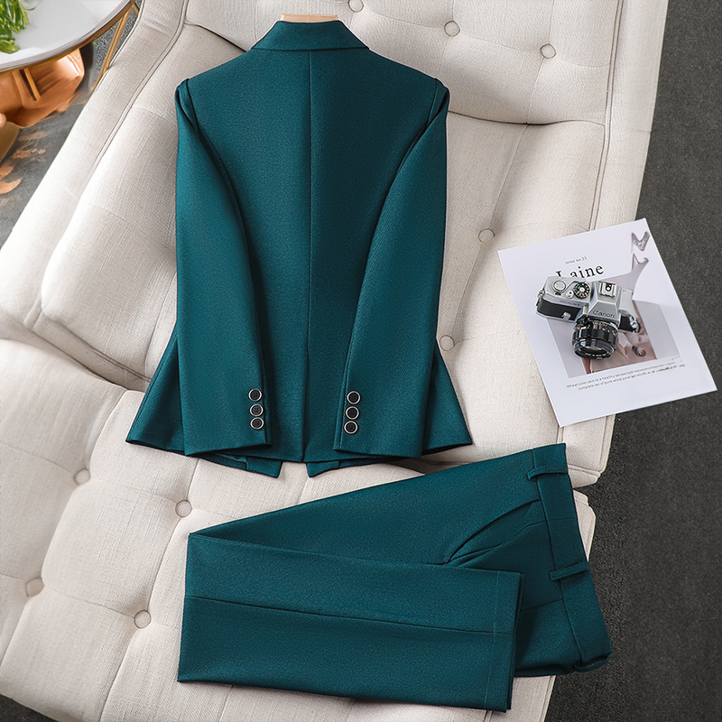 Aurablend™ | Completo Blazer Elegante
