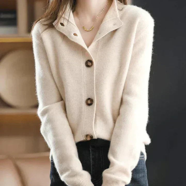 Aria | Cardigan comodo con bottoni